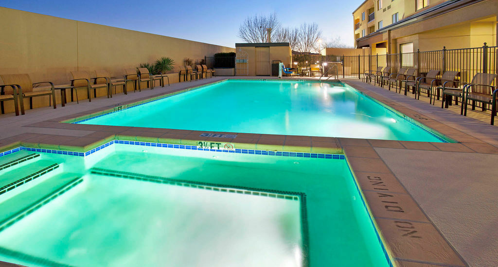 Courtyard El Paso Airport Ξενοδοχείο Εξωτερικό φωτογραφία